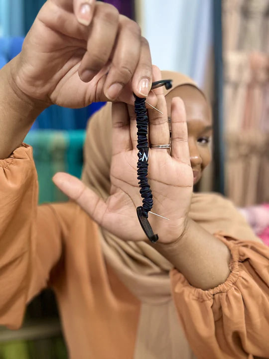 Stretchy Hijab Double Pin