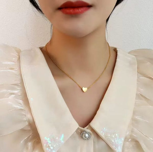Elegant Heart Shape Pendent